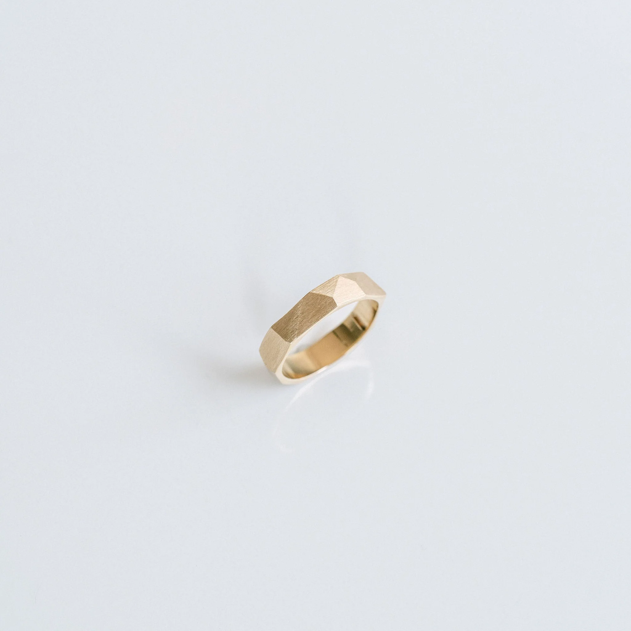 Brushed Faceted Mens Band - Image 8