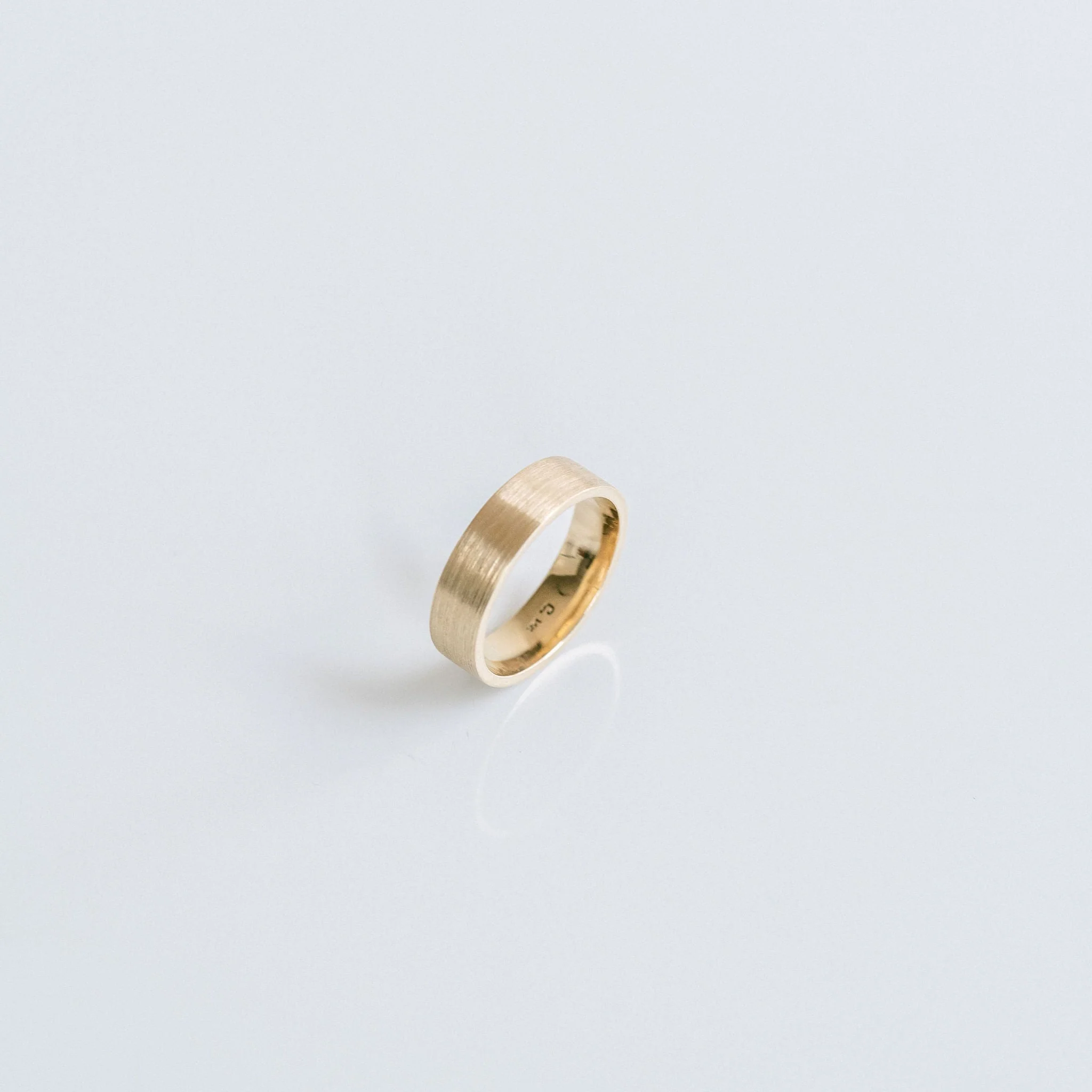 Flat Brushed Mens Band - Image 5