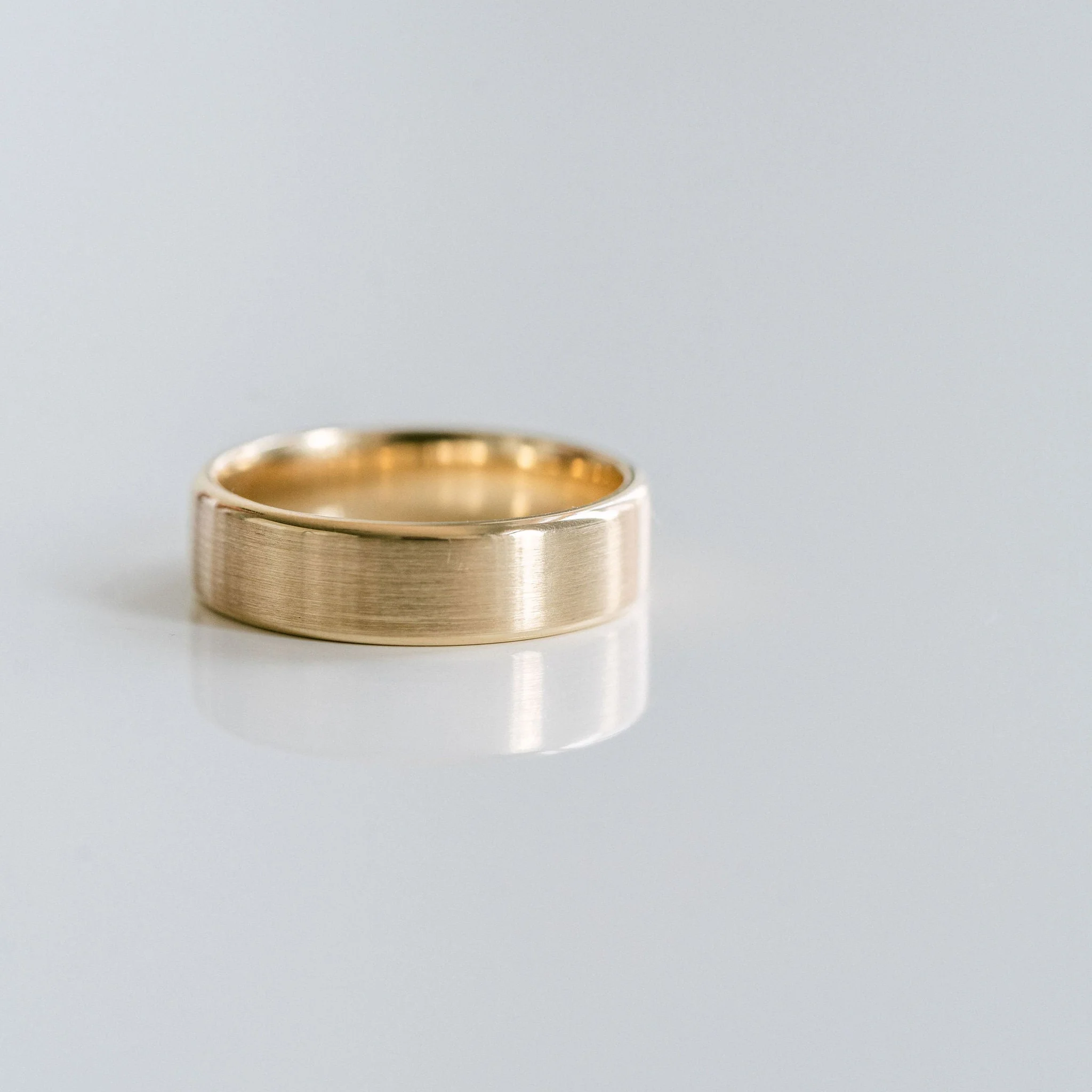 Flat Brushed Mens Band With Round Edge - Image 5