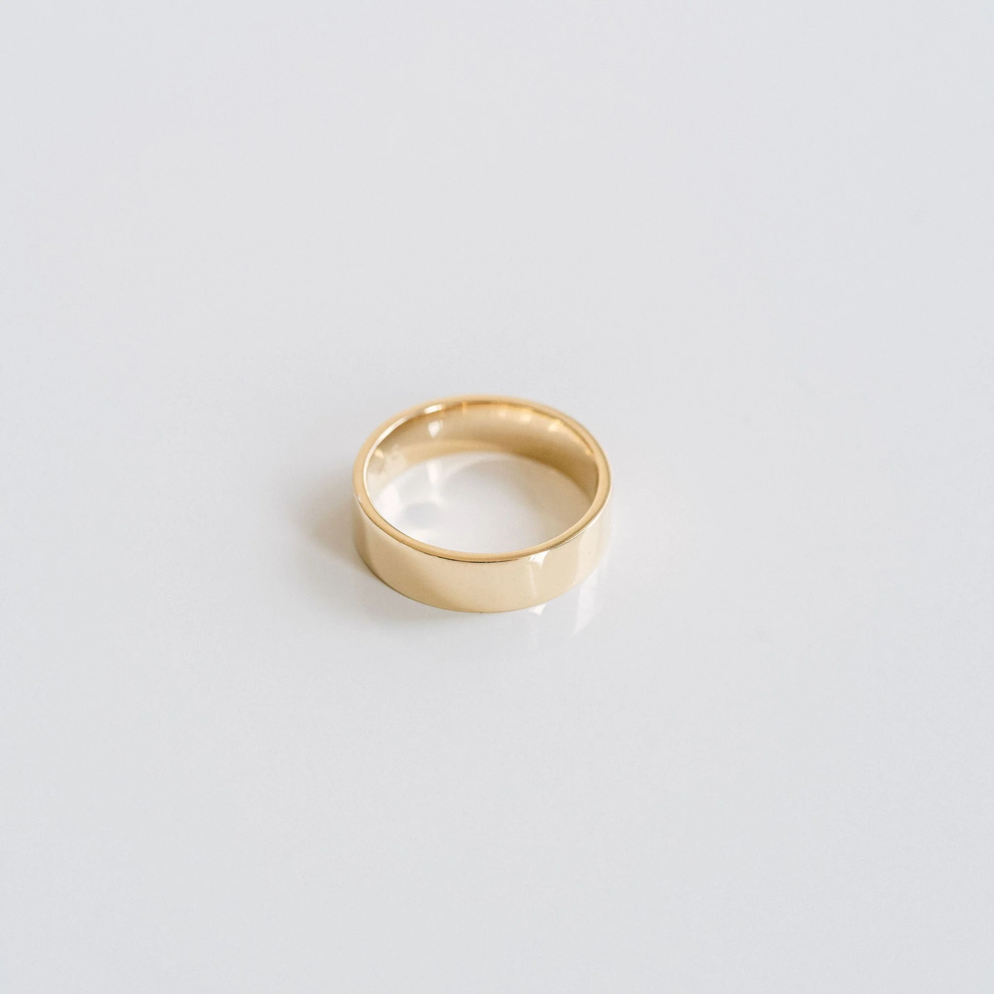 Flat Polished Mens Band - Image 8
