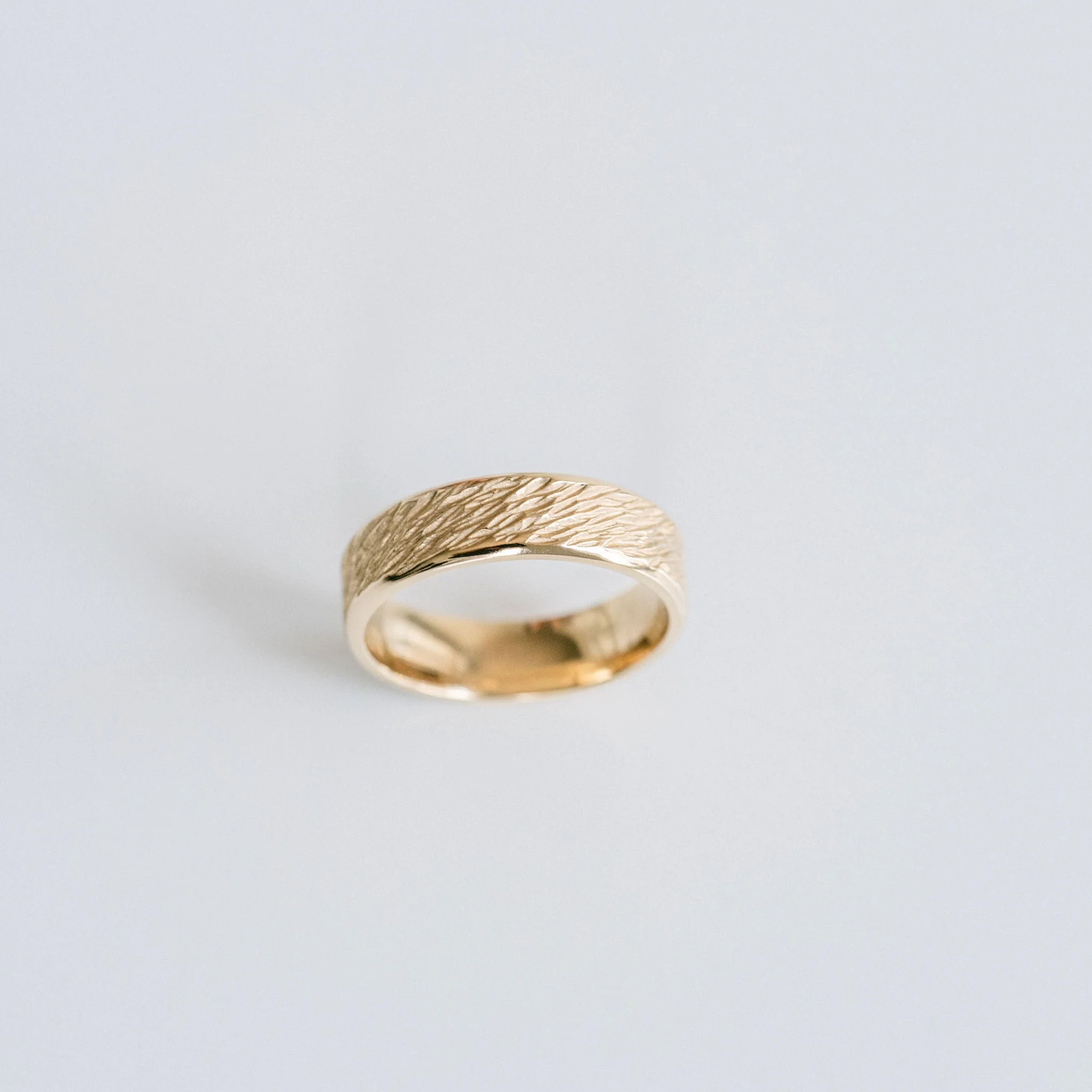 Flat Wood Grain Mens Band With Round Edge - Image 7
